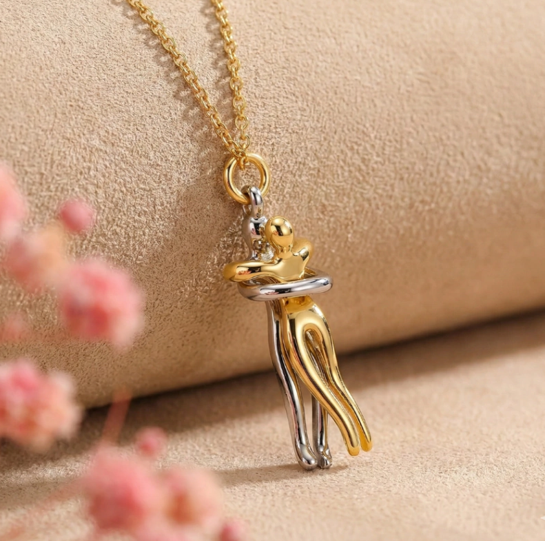 Eternal Hug Necklace – Symbol of Love & Forever Connection