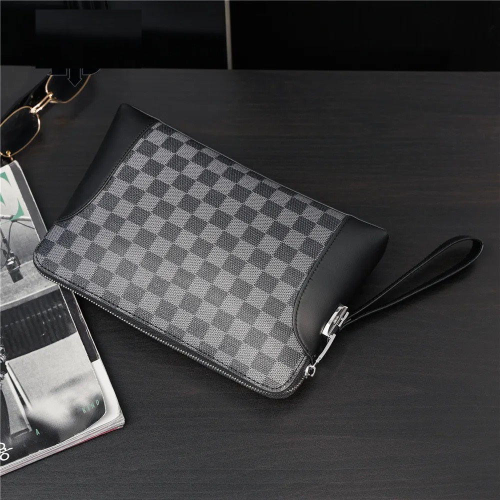 Luxury Men’s Vintage Clutch Wallet — Check Design