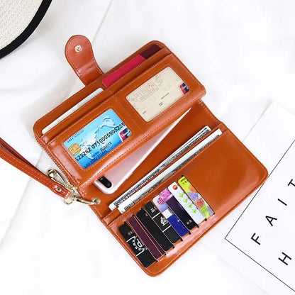Women’s Leather Clutch Wallet – Style, Space & Security in One!