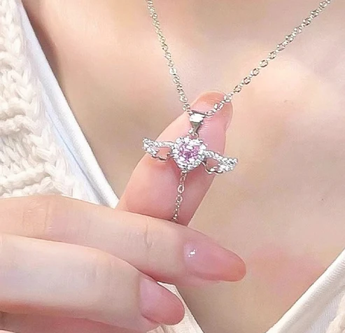 Women’s Luxury Heart Necklace – Silver Angel Wing Zircon Pendant Chain