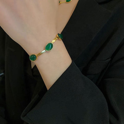 Emerald Vintage Snake Chain Jewellery Set