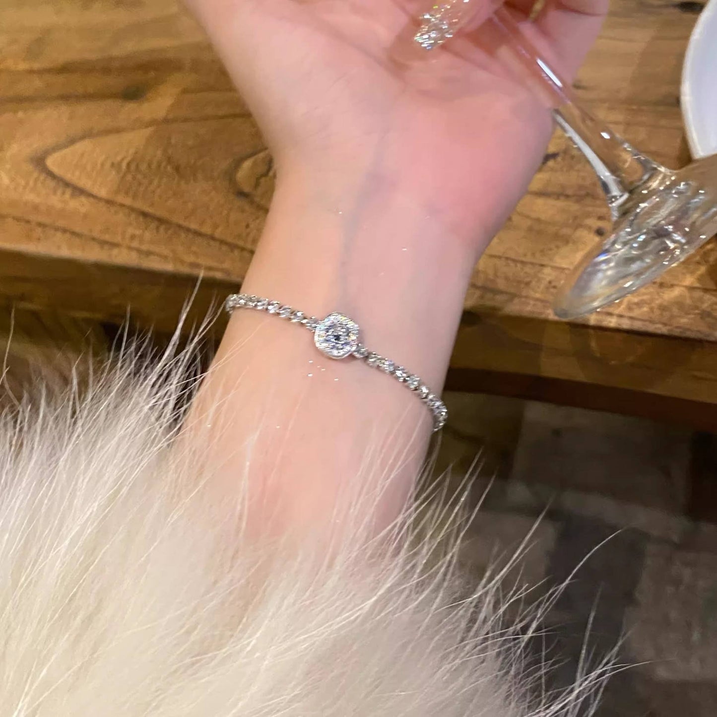 Korean Style Micro Rhinestone Tennis Bracelet – Chic, Adjustable & Elegant