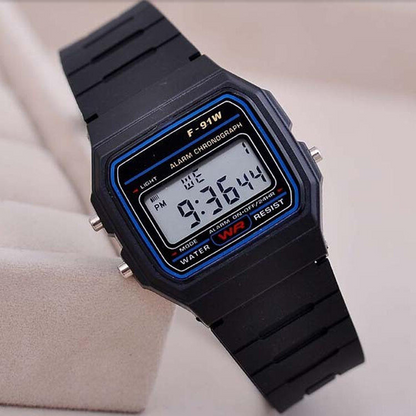 Classic Retro Casio Digital Watch – Timeless Style with Modern Function