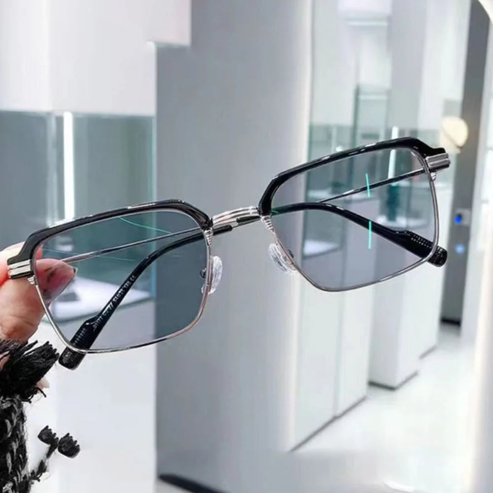 Photochromic Sunglasses – One Pair for Every Light Condition