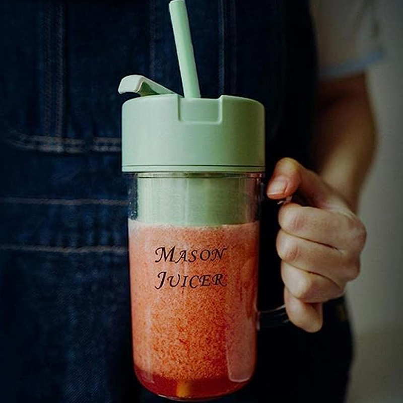 Electric Portable Smoothie Juicer Cup with Straw – Rechargeable Blender