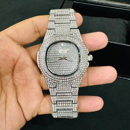 Luxury Crystal-Embellished Watch – Timeless Sparkle & Style